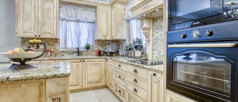 Microwave, oven, dishwasher