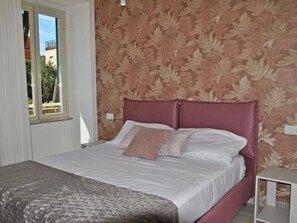 3 makuuhuonetta, vauvan matkasänky, ilmainen Wi-Fi