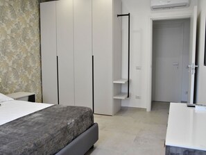 3 bedrooms, travel cot, free WiFi