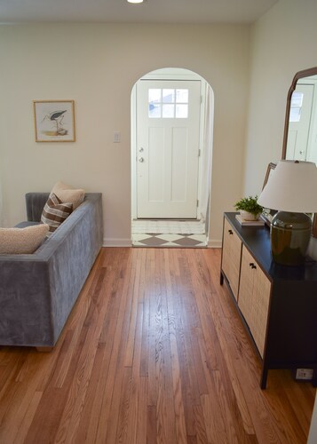 Charming Home Away From Home!