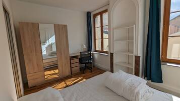 2 chambres, bureau, Wi-Fi gratuit, draps fournis