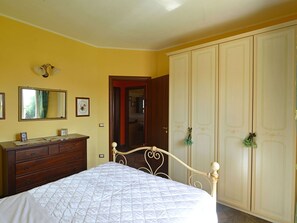 3 Schlafzimmer, Bügeleisen/Bügelbrett, Reisekinderbett, kostenloses WLAN