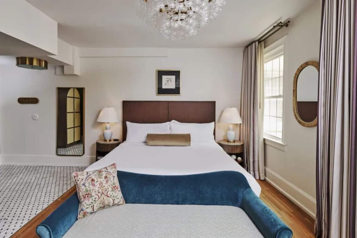 Suite, 1 King Bed, Accessible (Piedmont) | 1 bedroom, hypo-allergenic bedding, minibar, in-room safe