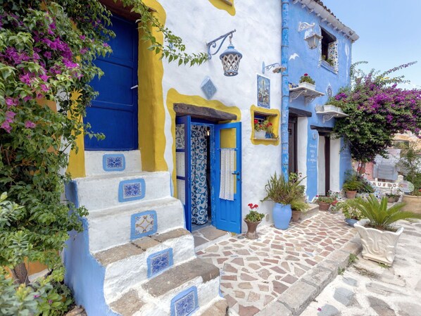 Exterior detail - Wonderful villa for 6 people with A/C, WIFI, TV and balcony (Partinico)