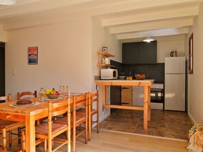 Mikrowelle, Ofen, Hochstuhl