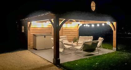 4 bedroom awesome home in Helchteren