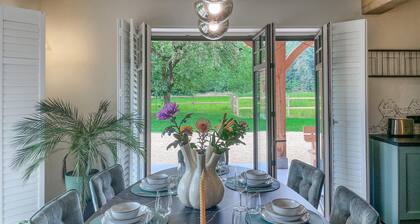 4 bedroom awesome home in Helchteren