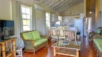 Apartemen, 3 kamar tidur, balkon, pemandangan kebun | Area keluarga