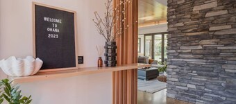 Luxury 5BR Home • Sauna • Hot Tub • Parking
