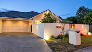 Exterior - Christchurch | Sleeps 12 | Hot Tub + Sauna (Christchurch)