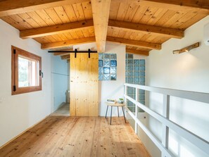 Interior - Beautiful private villa for 4 people with WIFI, A/C, TV, pets allowed and panoramic view (Muravera)