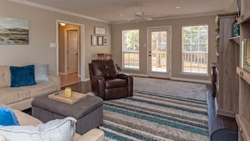 Smart TV, fireplace, books