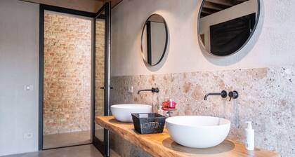 Maison de vacances privée avec climatisation, piscine privée, WIFI, bain à remous, TV, patio