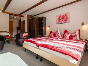 2 slaapkamers, reisbedje, gratis wifi, beddengoed