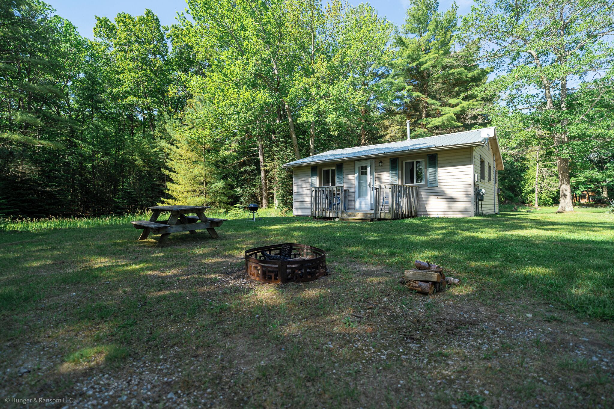 Lake Huron Beach Cabin · Havenwood Shores No. 8