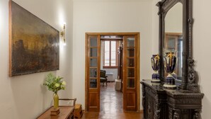 Nicht klassifiziertes Bild, 2 von 39, Schaltfläche