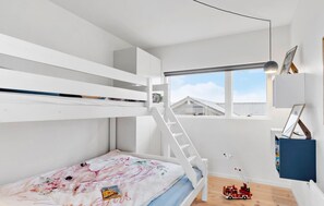 3 Schlafzimmer, Reisekinderbett, kostenloses WLAN