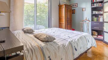 2 chambres, lit parapluie, Wi-Fi, draps fournis