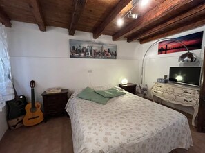 2 chambres, accès au Wi-Fi (inclus)