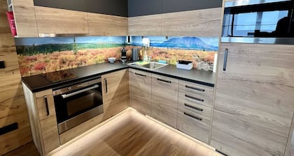 Wunderbares alleinstehendes Ferienhaus für 4 Gäste mit W-LAN, TV, Terrasse und Panoramablick