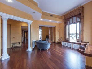 Interior - Nice apartment for 6 people with WIFI, A/C and TV (Rome)