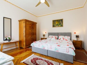 4 Schlafzimmer, Reisekinderbett, kostenloses WLAN, Bettwäsche