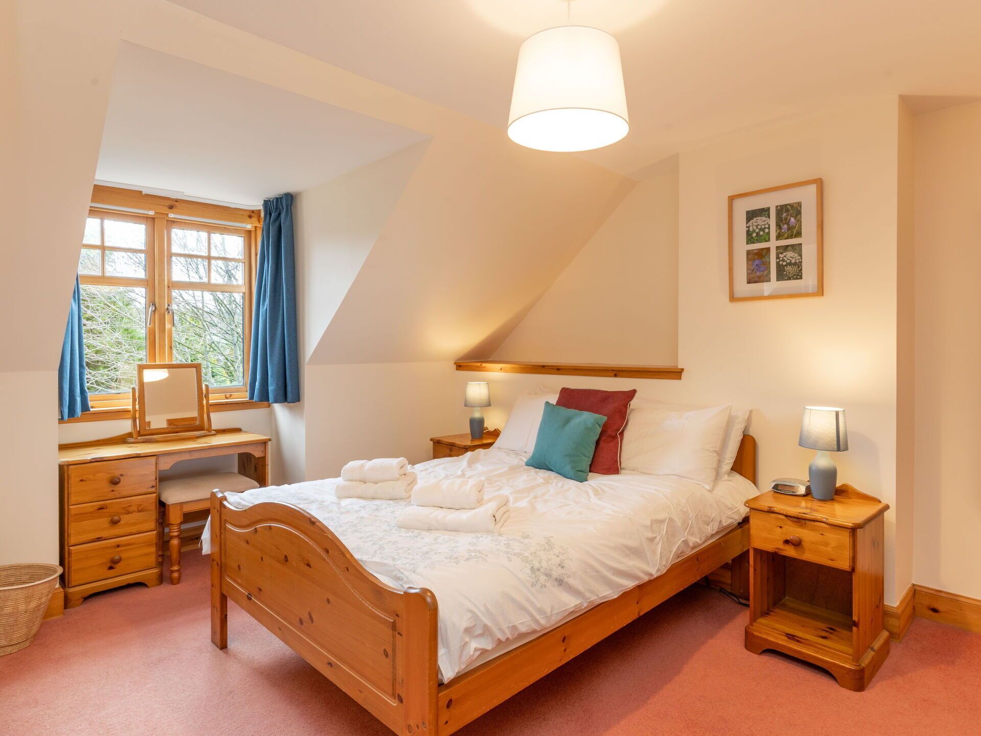 4 Schlafzimmer, Reisekinderbett, kostenloses WLAN