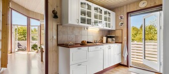 Beautiful home in Tarm with WiFi