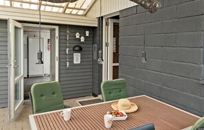 Outdoor dining - 3 bedroom lovely home in Haderslev (Haderslev)
