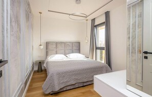 1 dormitorio, tabla de planchar con plancha, cuna de viaje y wifi gratis