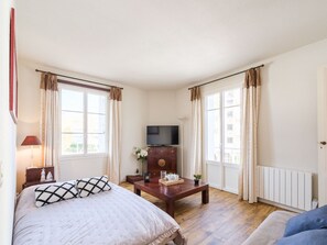 1 habitación, cuna de viaje, wifi gratis y ropa de cama
