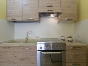 Uuni, leivänpaahdin