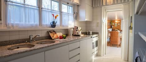 Microwave, oven, dishwasher