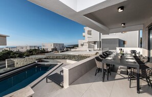 Outdoor dining - Gorgeous home in Novalja with WiFi (Novalja)