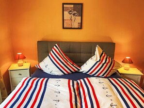 1 dormitorio y ropa de cama