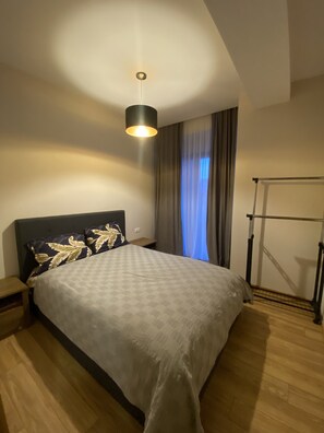 2 bedrooms, desk, soundproofing, free WiFi - Apart-Hotel Blox in Tbilisi (Tbilisi)