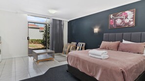 2 soverom, strykejern/-brett, wi-fi og sengetøy