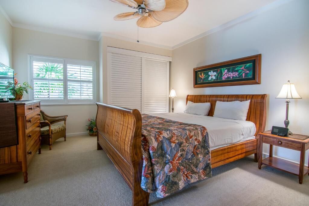 Kapalua Bliss: Serene Villas in Hawaii's Nature Preserve