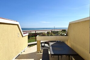 Outdoor dining - SE068 - Senigallia, two-room apartment on the sea at the Piramidi residence (Senigallia)