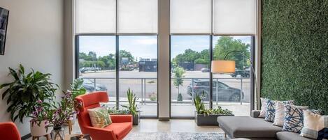 TV connectée, cheminée