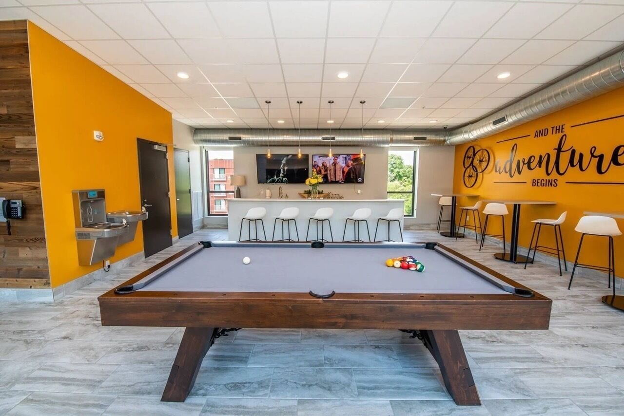 Spielezimmer