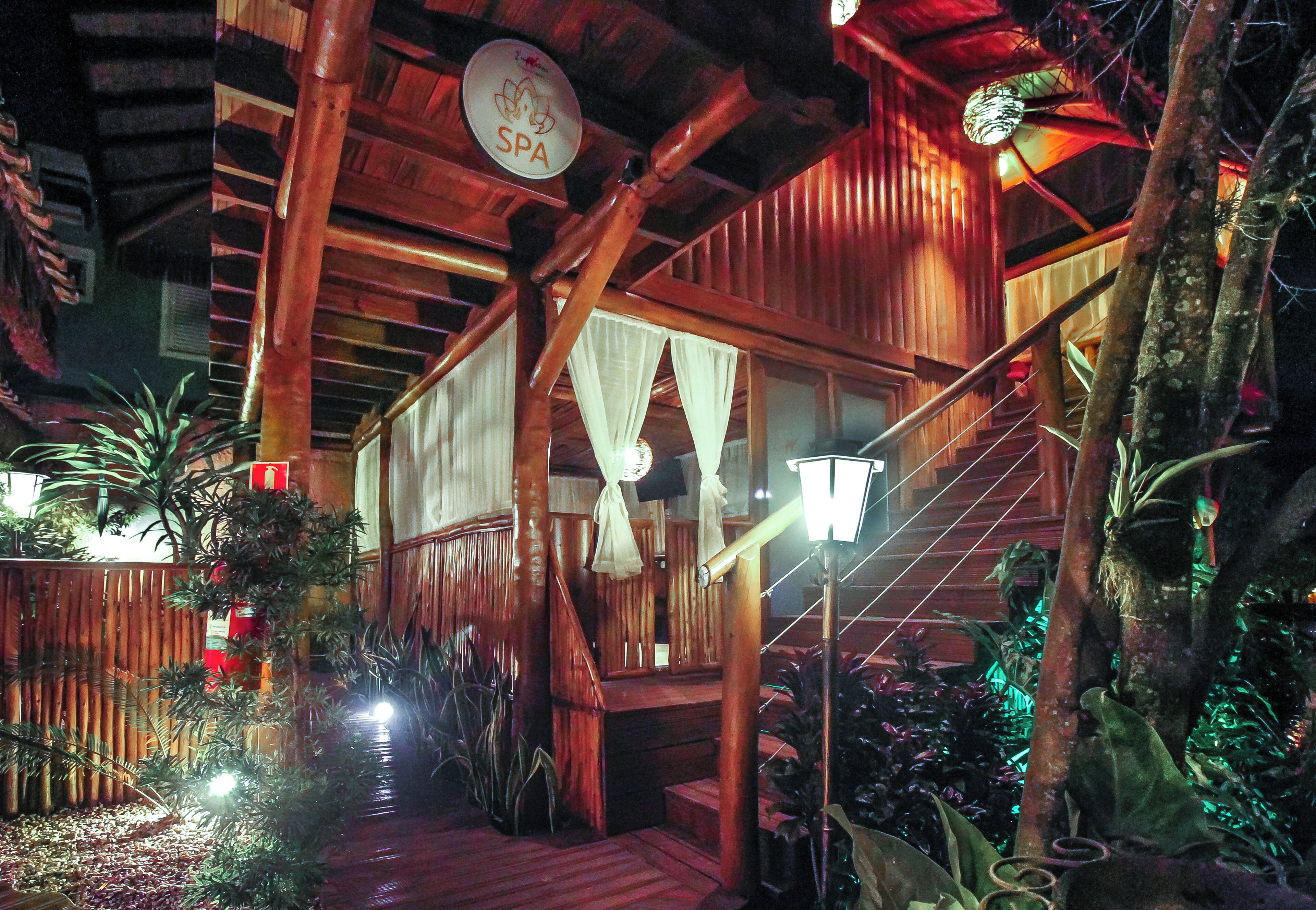 Smart TV 50 polegadas com canais digitais, Netflix