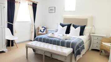 3 bedrooms, individually decorated, individually furnished, free WiFi