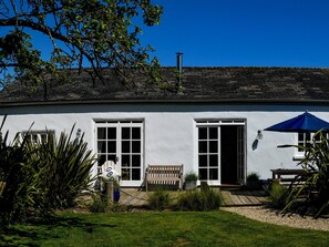 Exterior - Burrows (Ottery St Mary)