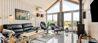 Amazing home in Tarm with kitchen