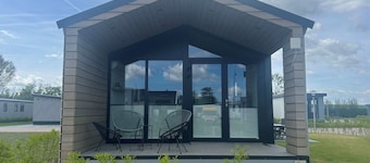 Vacation Home i Tholen med 2 sovrum som kan rymma 4