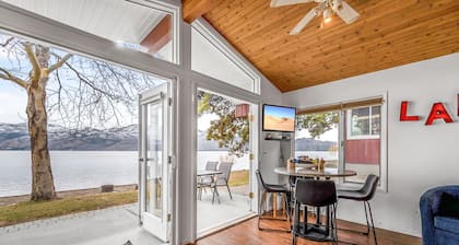 Beautiful Cozy Cabin on Lake Okanagan