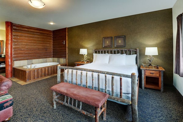 Comfortable Unit with King size bed