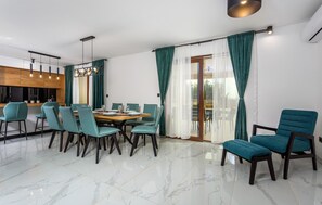 Dining - Awesome home in Bajcici with WiFi (Bajcici)