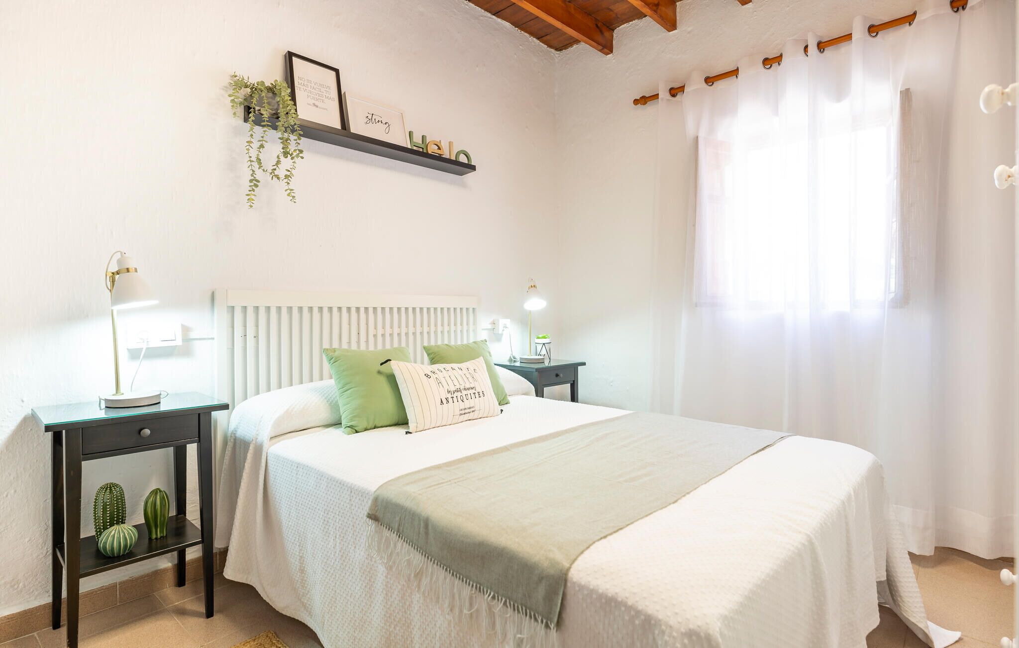 1 bedroom, iron/ironing board, free WiFi